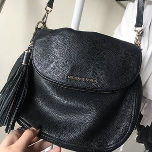 Michael Kors Purse- beautiful condition
